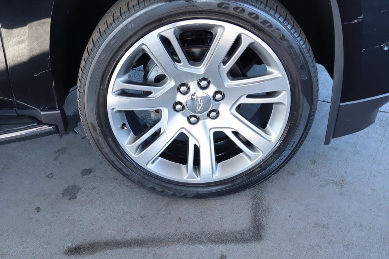 Used 2018 Cadillac Escalade Luxury RWD image 45