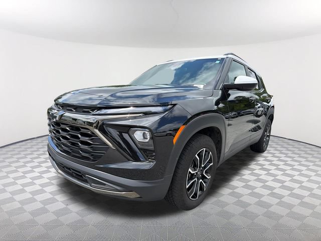 Used 2025 Chevrolet TrailBlazer ACTIV w/ Driver Confidence Package FWD image 1