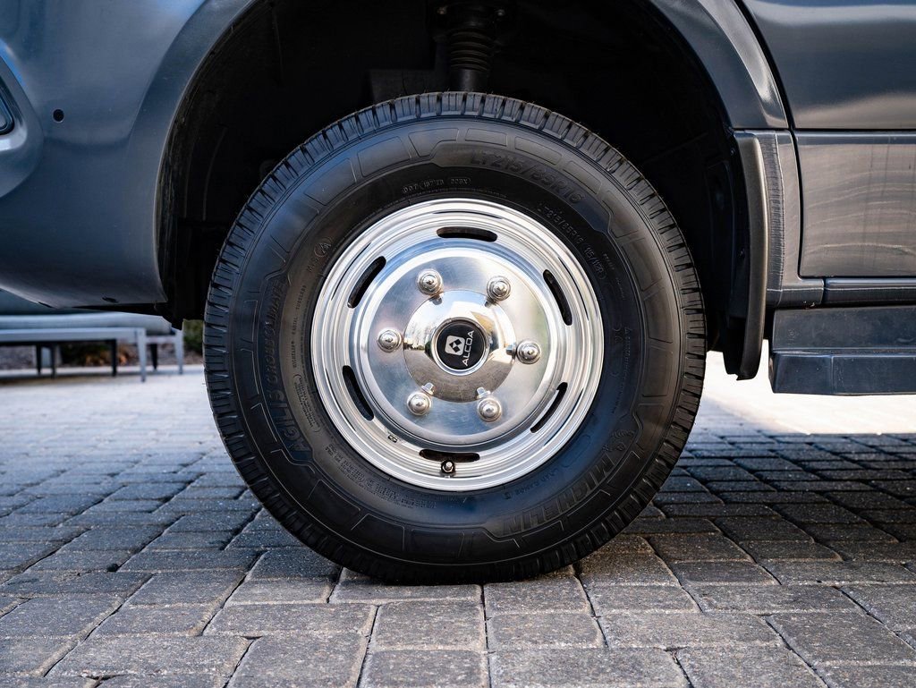 Used 2022 Mercedes-Benz Sprinter 3500 image 13