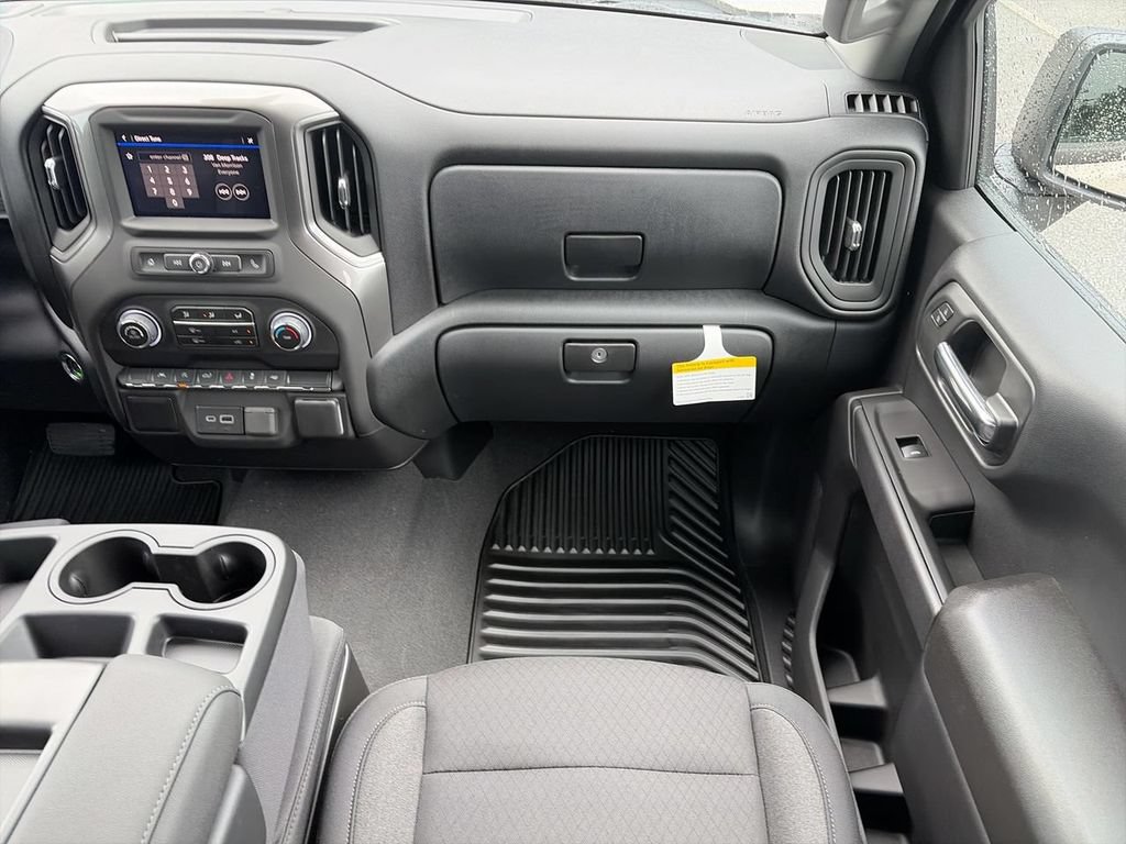 New 2026 Chevrolet Silverado 1500 Custom RWD image 12