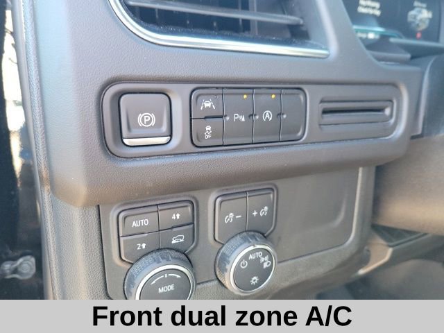 Used 2024 Chevrolet Suburban LT image 7