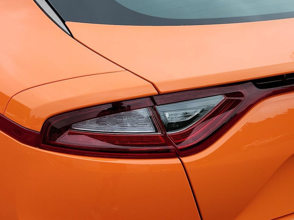 Used 2020 Kia Stinger GT2 AWD/4WD image 10