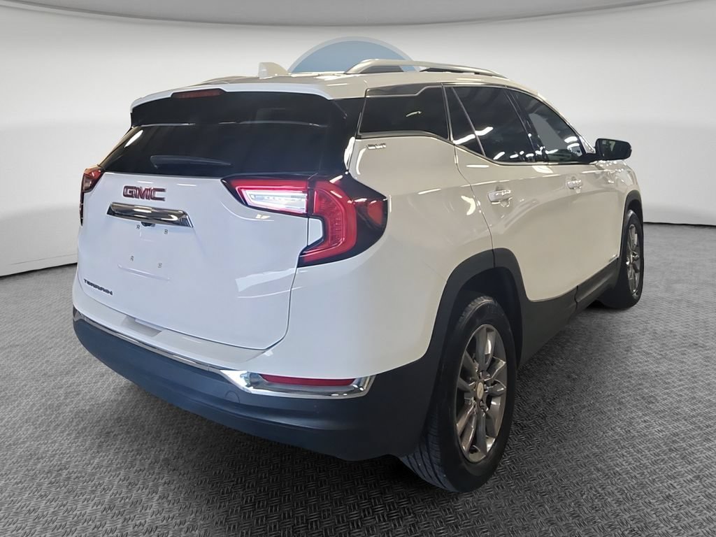Certified 2024 GMC Terrain SLT FWD image 4