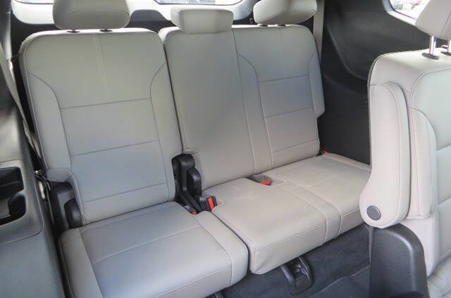 Used 2024 GMC Acadia Elevation image 43