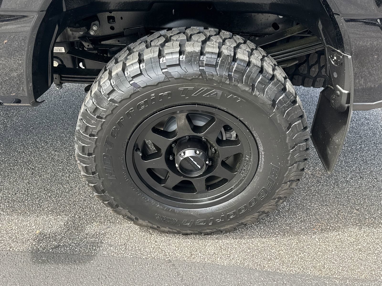 New 2026 Ford F250 Lariat w/ Black Appearance Package image 21