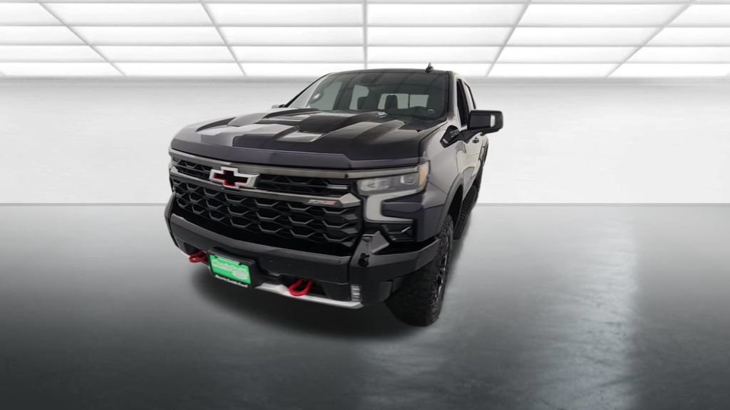 Used 2022 Chevrolet Silverado 1500 ZR2 w/ Technology Package AWD/4WD image 2