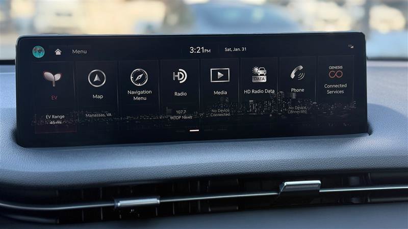 Used 2023 Genesis Electrified GV70 Advanced image 39