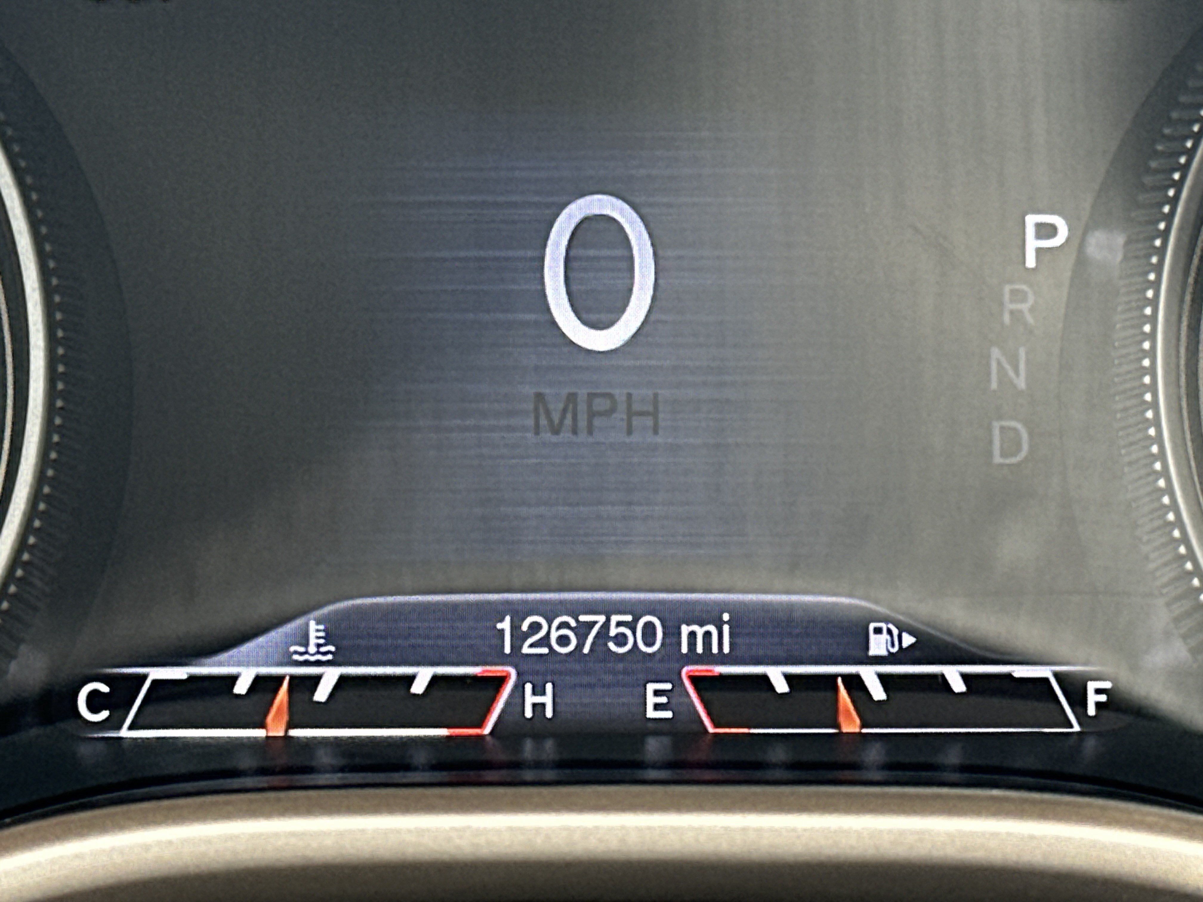Used 2017 Jeep Cherokee Limited w/ Luxury Group FWD image 17