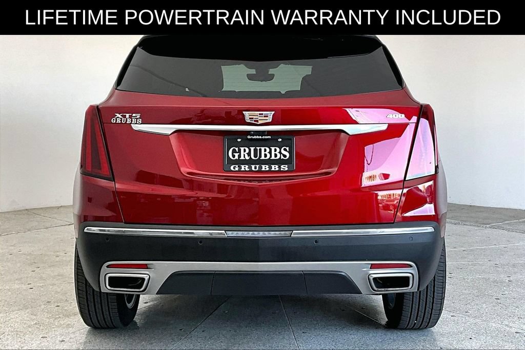 Used 2024 Cadillac XT5 Premium Luxury w/ Technology Package FWD image 5