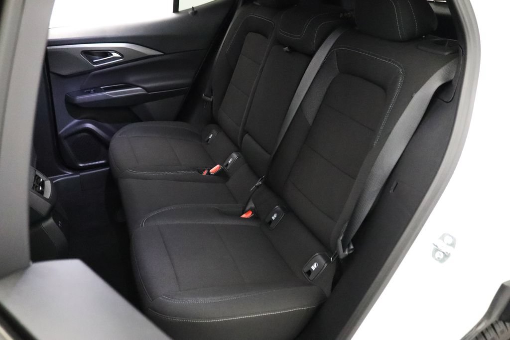 Certified 2026 Chevrolet Equinox EV LT FWD image 12