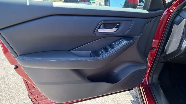 New 2026 Nissan Rogue SV AWD/4WD image 19