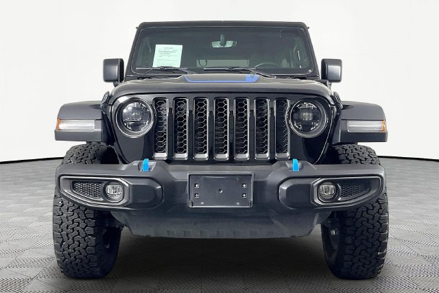 Used 2023 Jeep Wrangler Unlimited Rubicon 4xe w/ Cold Weather Group AWD/4WD image 2
