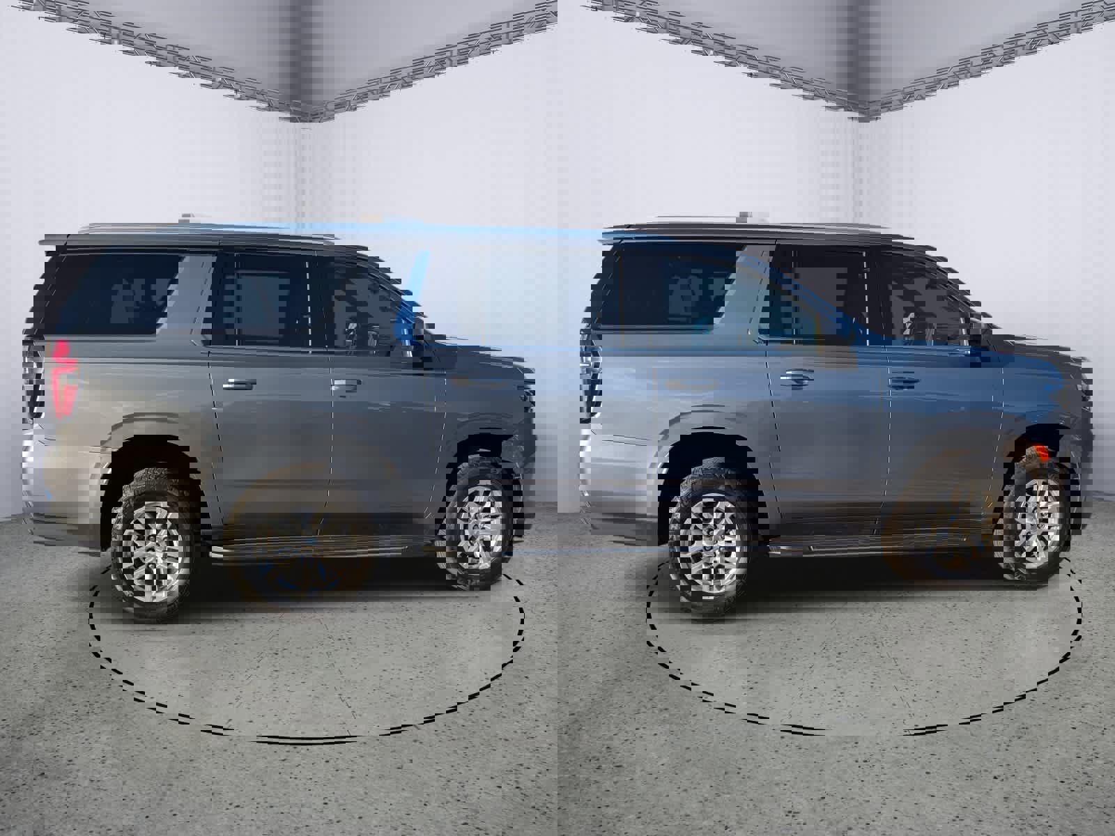 Used 2022 Chevrolet Suburban LT video 2