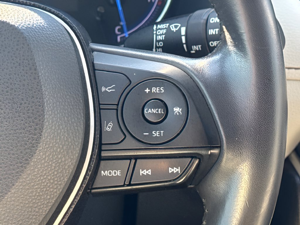 Used 2020 Toyota RAV4 Limited w/ All Weather Liner Package AWD/4WD image 16