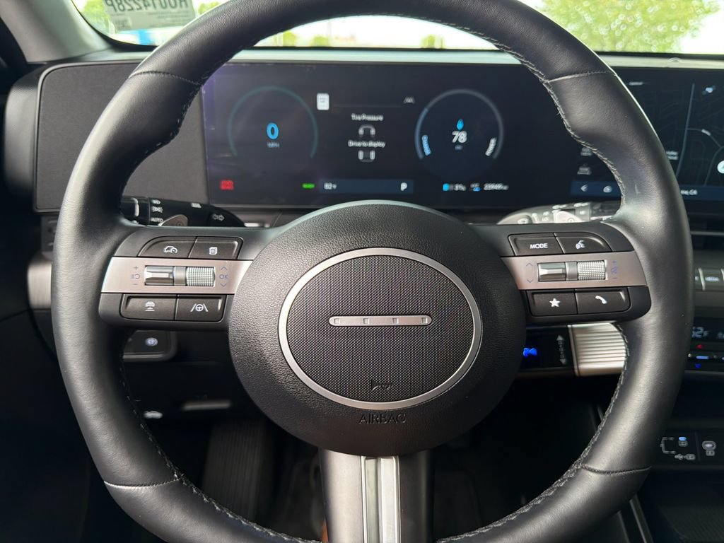 Used 2024 Hyundai Kona Limited FWD image 24