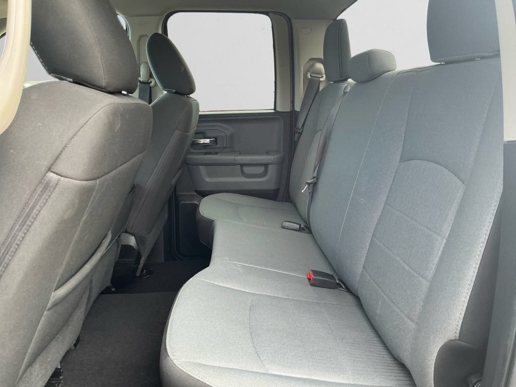 Used 2024 RAM 1500 Classic SLT AWD/4WD image 13