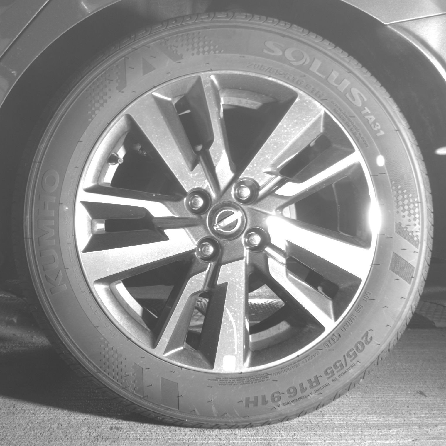 Used 2025 Nissan Versa SV FWD image 14