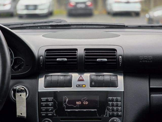 Used 2006 Mercedes-Benz C 230 Sedan image 18