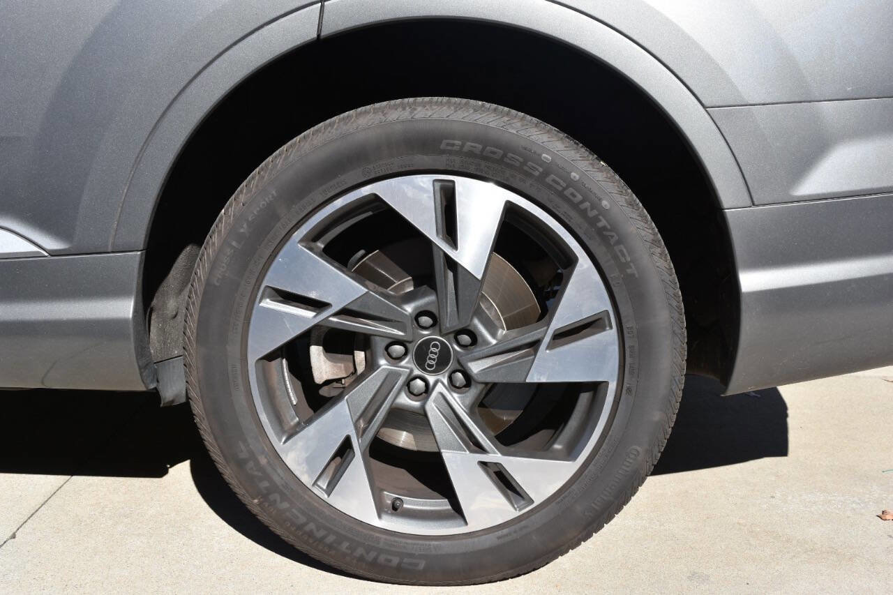 Used 2017 Audi Q7 2.0T Premium image 25