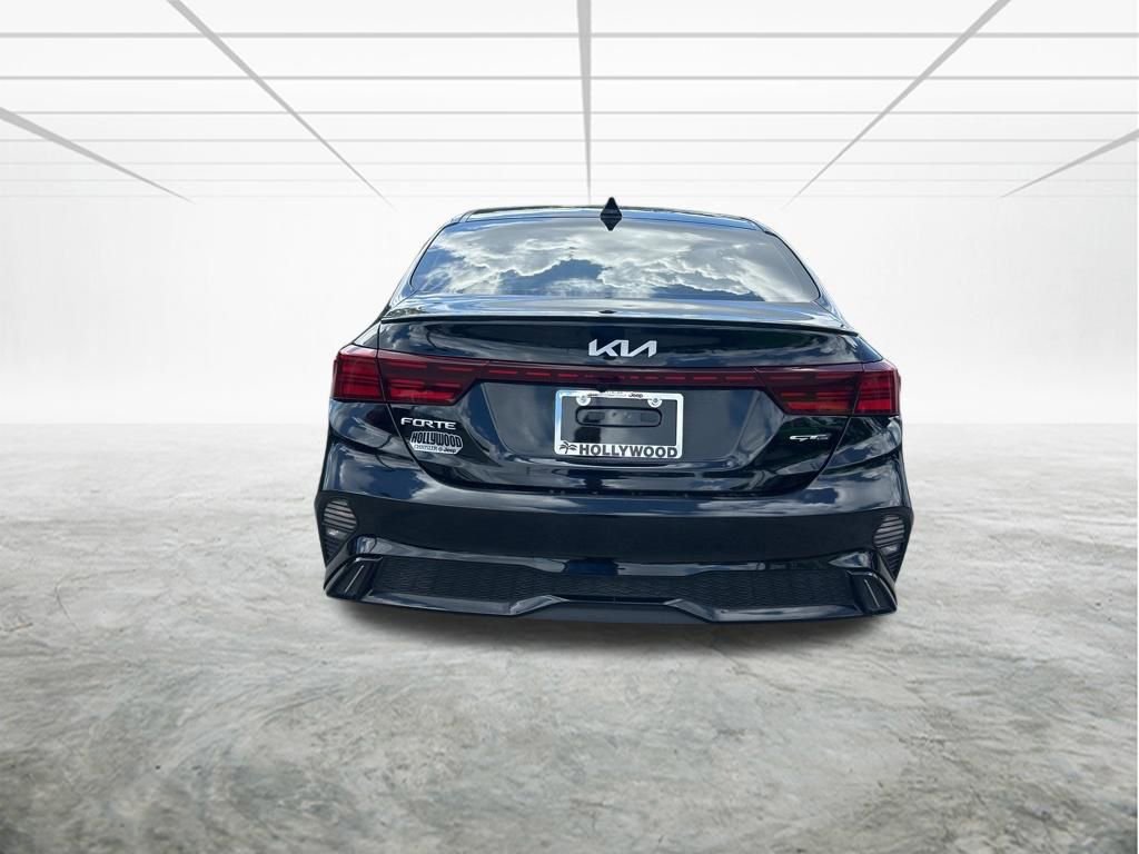Used 2023 Kia Forte GT-Line image 5