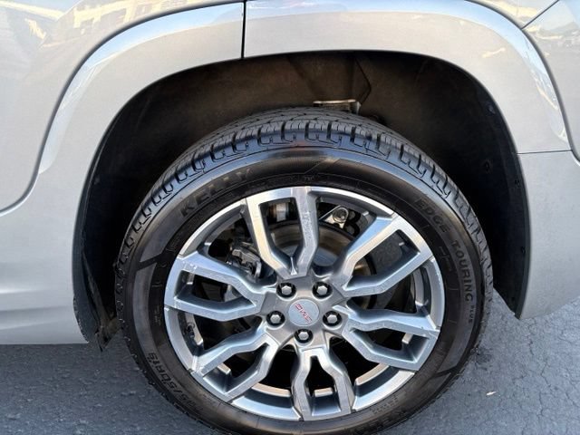 Used 2024 GMC Terrain Denali AWD/4WD image 12