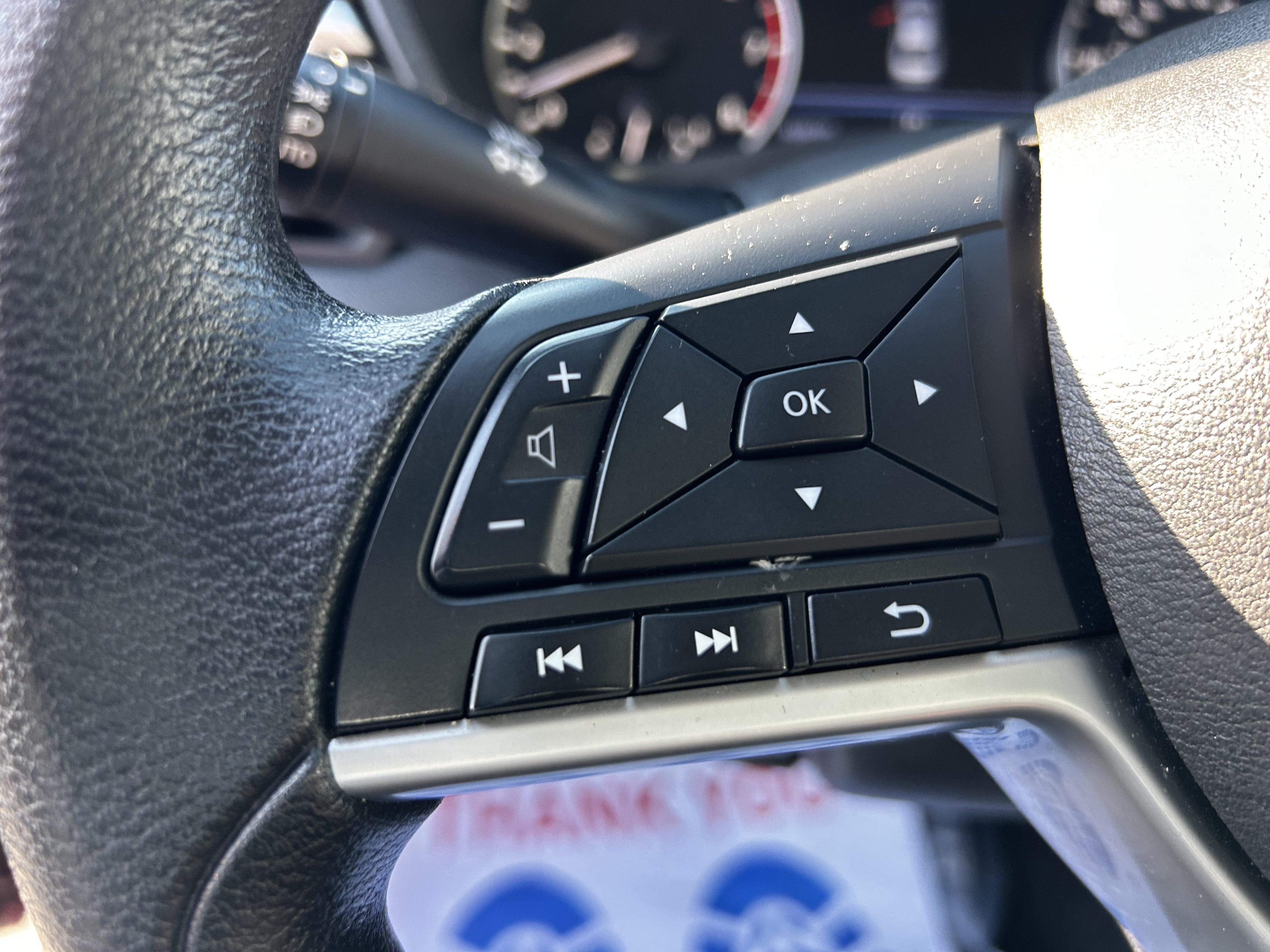 Used 2025 Nissan Altima 2.5 SV FWD image 23