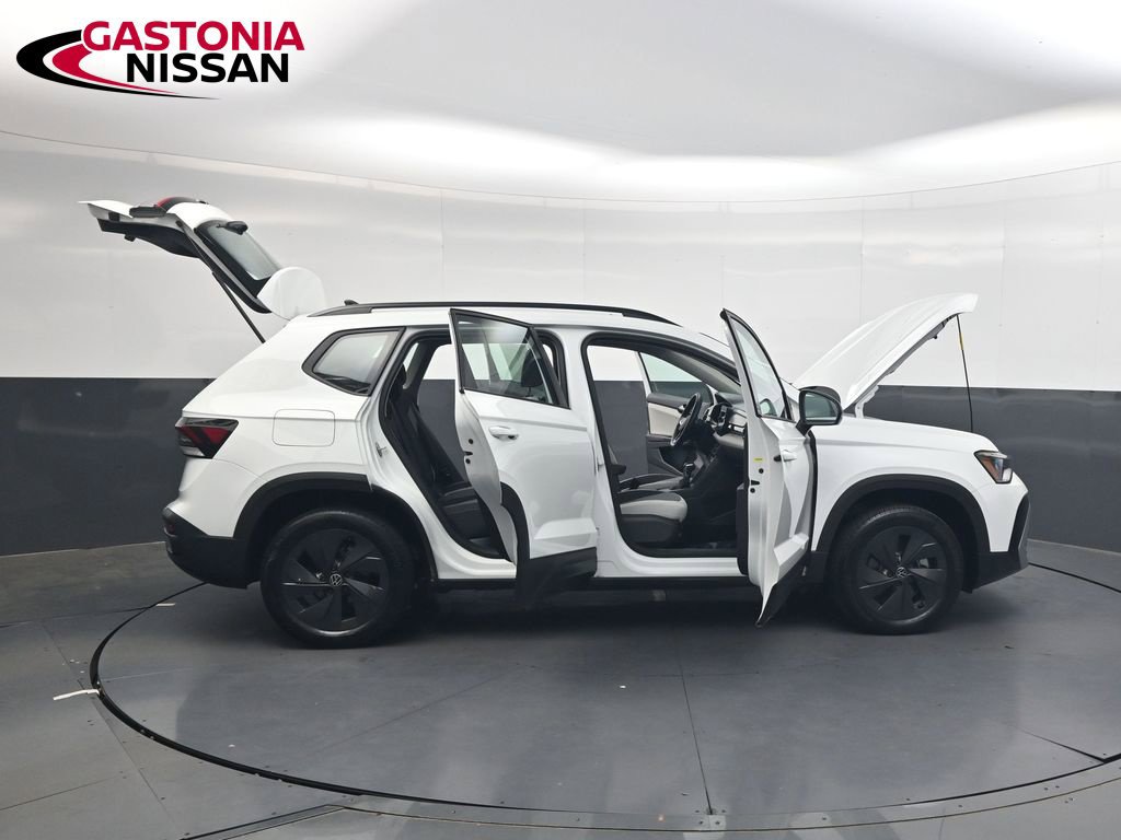 Used 2025 Volkswagen Taos S FWD image 43