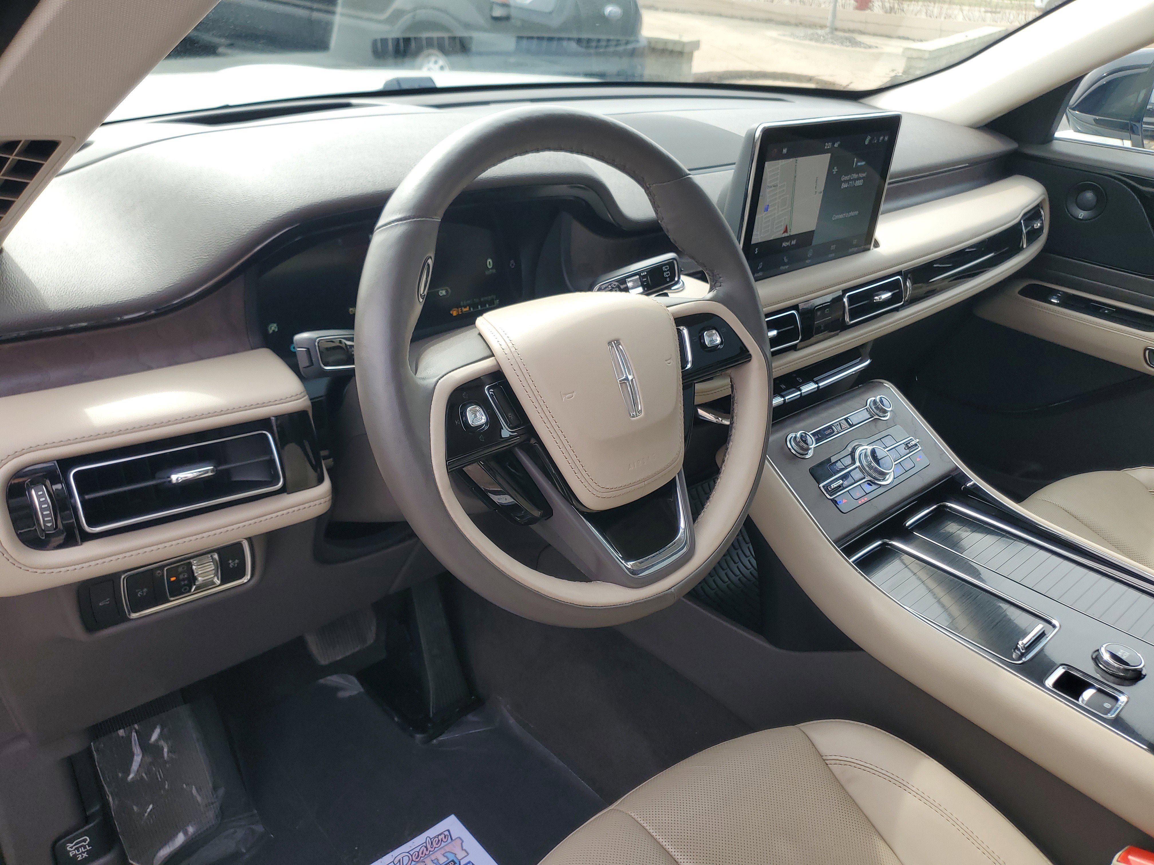 Used 2023 Lincoln Aviator Reserve w/ Equipment Group 201A image 13