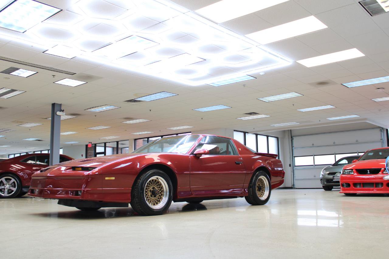 Used 1987 Pontiac Firebird Trans Am RWD image 13