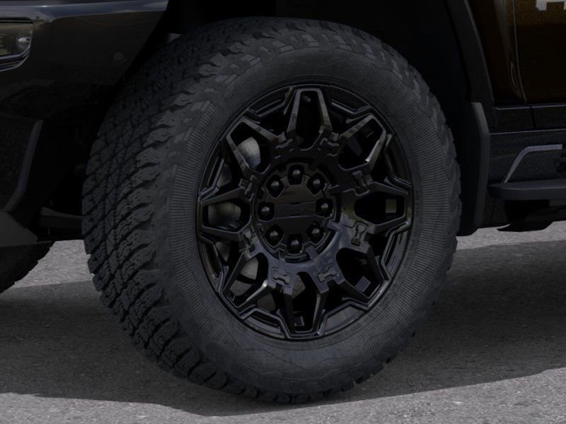 New 2025 GMC Hummer EV 2X image 10