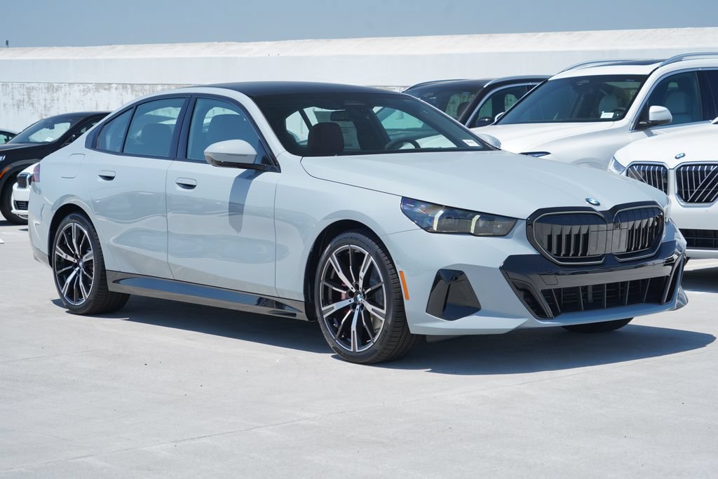 New 2027 BMW 530i w/ M Sport Package RWD image 3