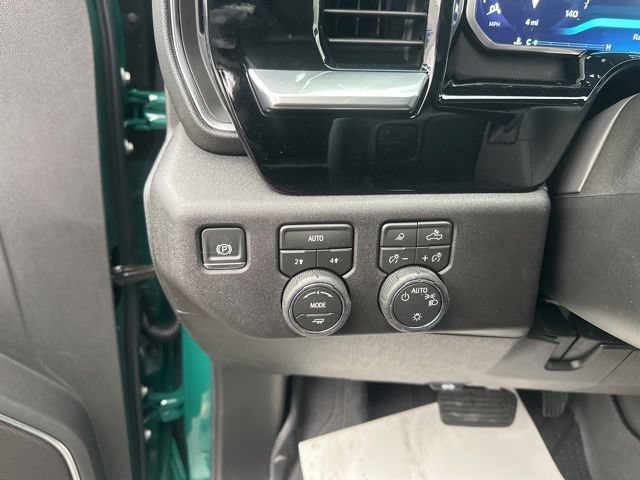 New 2026 Chevrolet Silverado 1500 LT w/ Safety Package AWD/4WD image 19