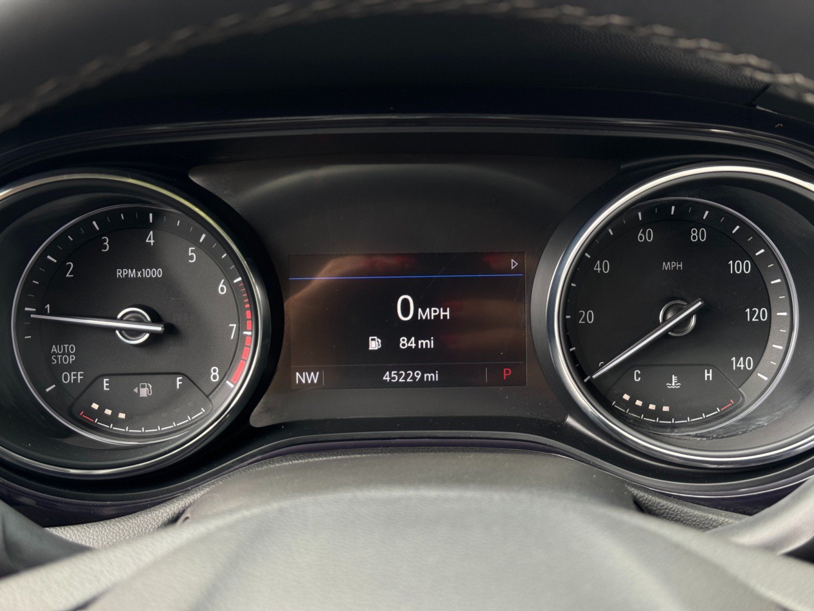 Used 2022 Buick Encore GX Select w/ Sport Touring Package FWD image 18