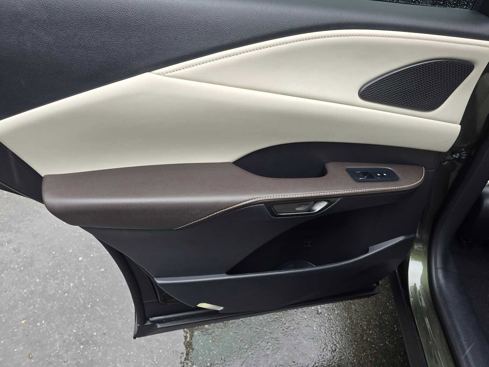 Used 2024 Lexus RX 350 AWD w/ Technology Package image 19