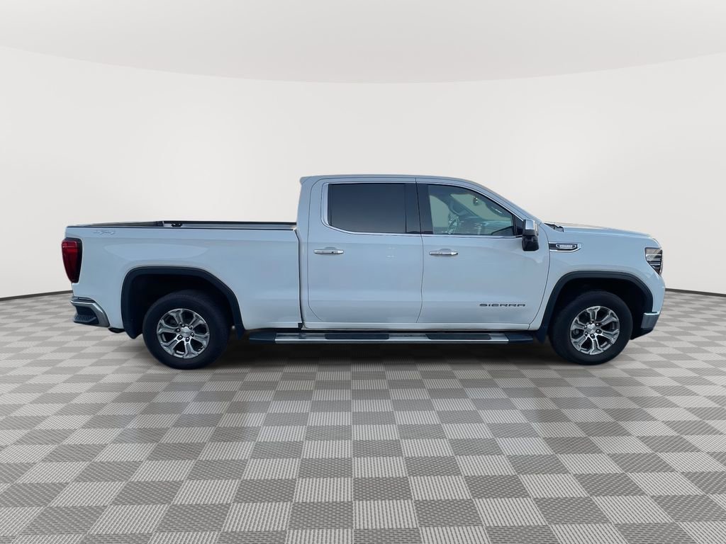 Used 2023 GMC Sierra 1500 SLT w/ SLT Convenience Package AWD/4WD image 3