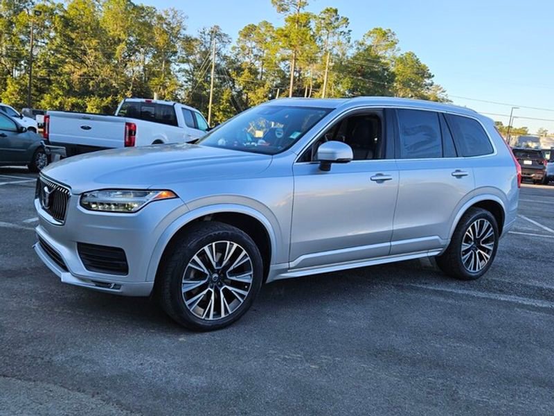 Used 2020 Volvo XC90 T5 Momentum image 4