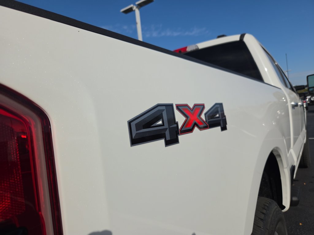 New 2027 Ford F250 Platinum w/ Platinum Plus Package AWD/4WD image 17