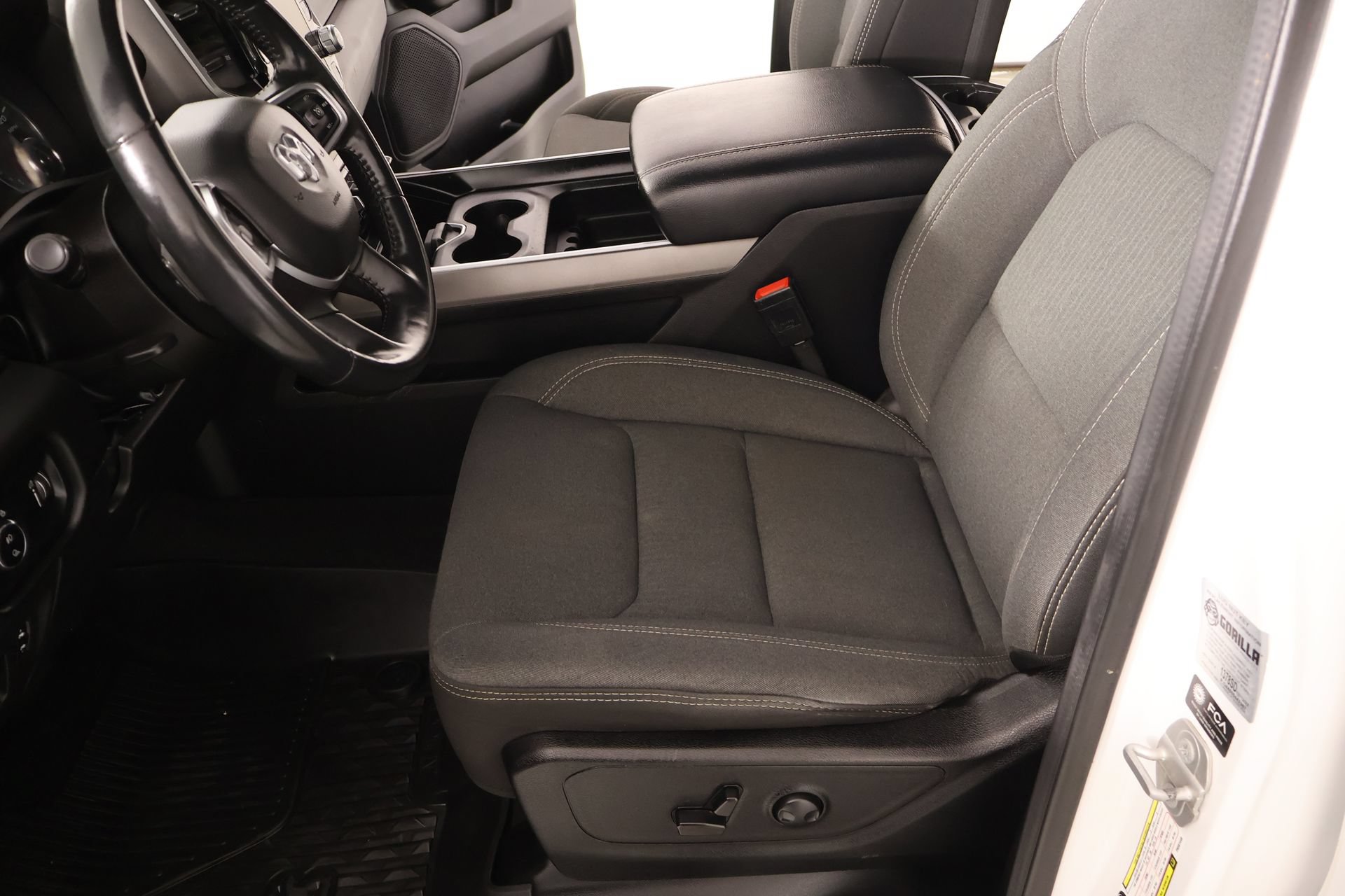 Used 2023 RAM 1500 Big Horn AWD/4WD image 12