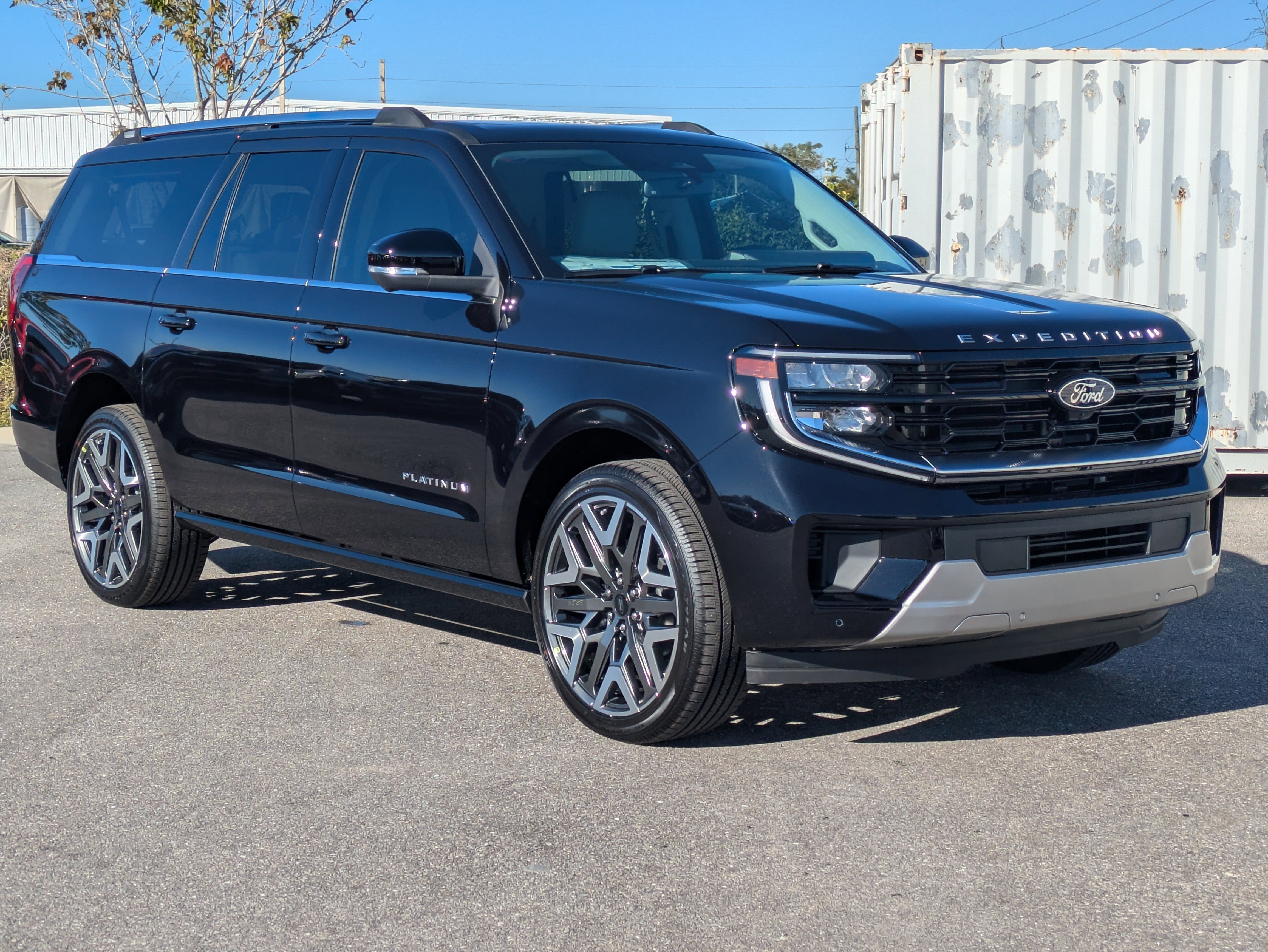 New 2026 Ford Expedition Max Platinum w/ Platinum Ultimate Package video 2