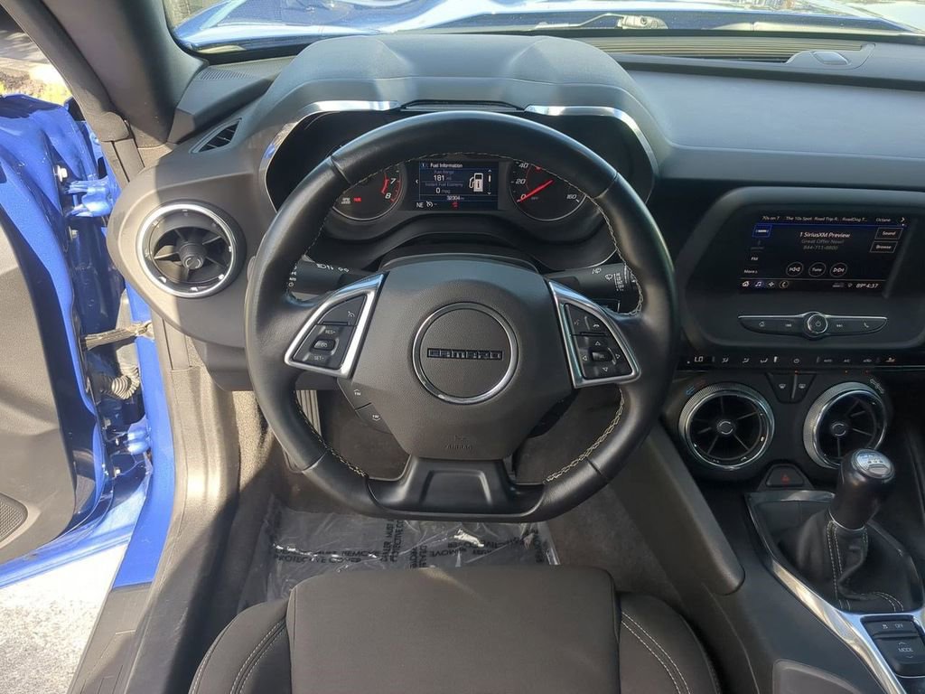 Used 2020 Chevrolet Camaro LT image 23