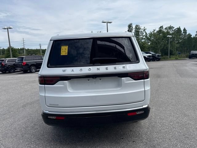 Used 2023 Jeep Wagoneer 4WD w/ Premium Group I image 5