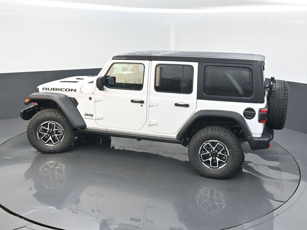 New 2025 Jeep Wrangler Unlimited Rubicon w/ Technology Group image 38