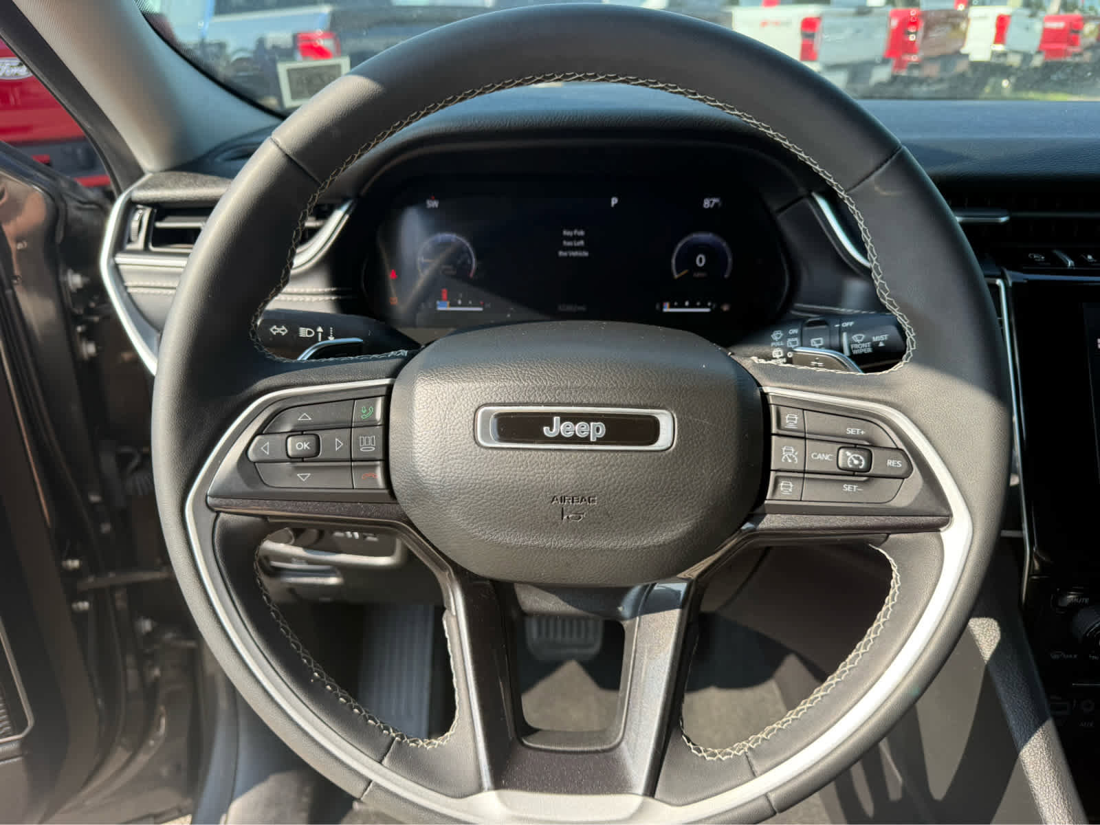 Used 2022 Jeep Grand Cherokee L Laredo w/ Luxury Tech Group I image 9