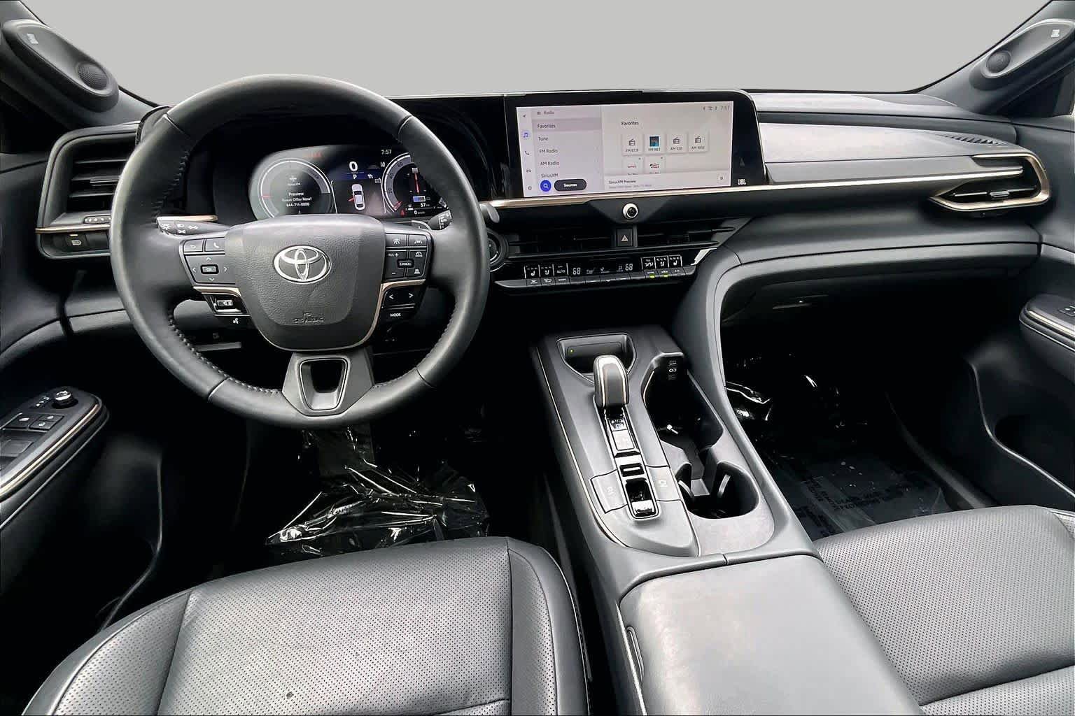 Used 2023 Toyota Crown Platinum AWD/4WD image 16