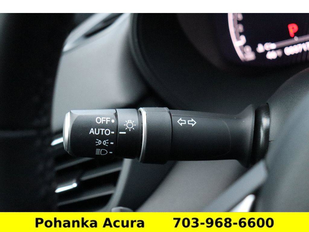 Certified 2025 Acura TLX w/ Technology Package image 10