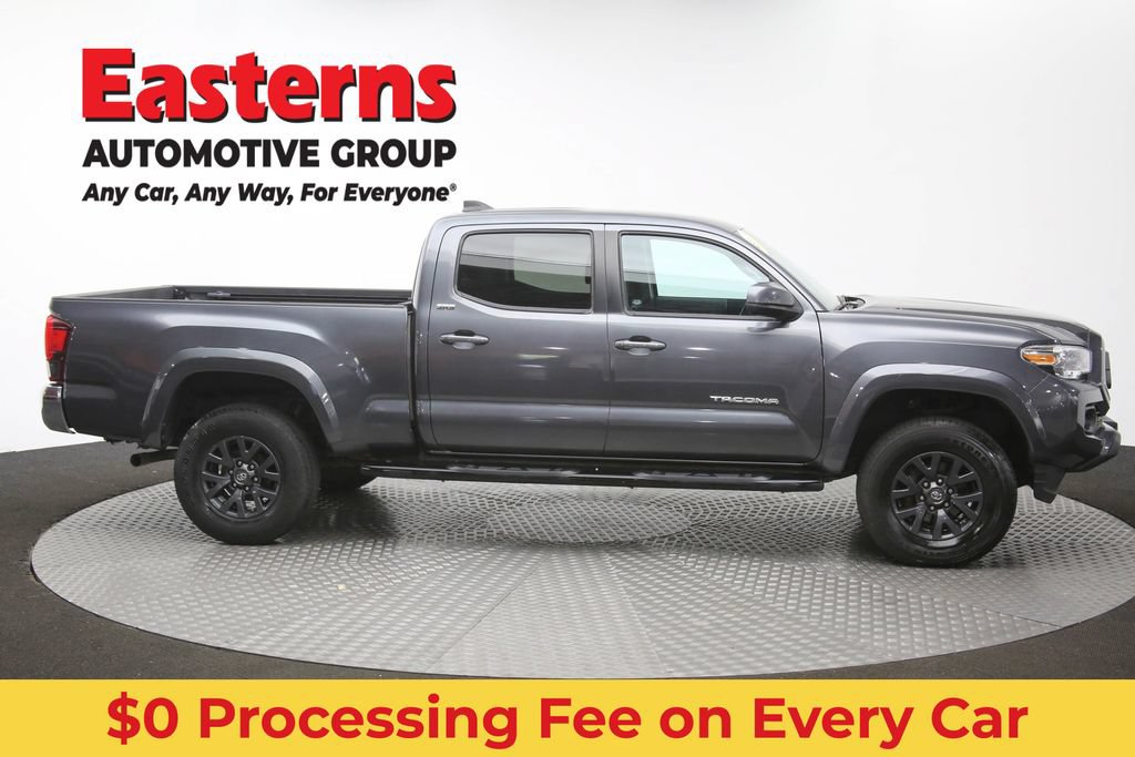 Used 2020 Toyota Tacoma SR5 AWD/4WD image 46