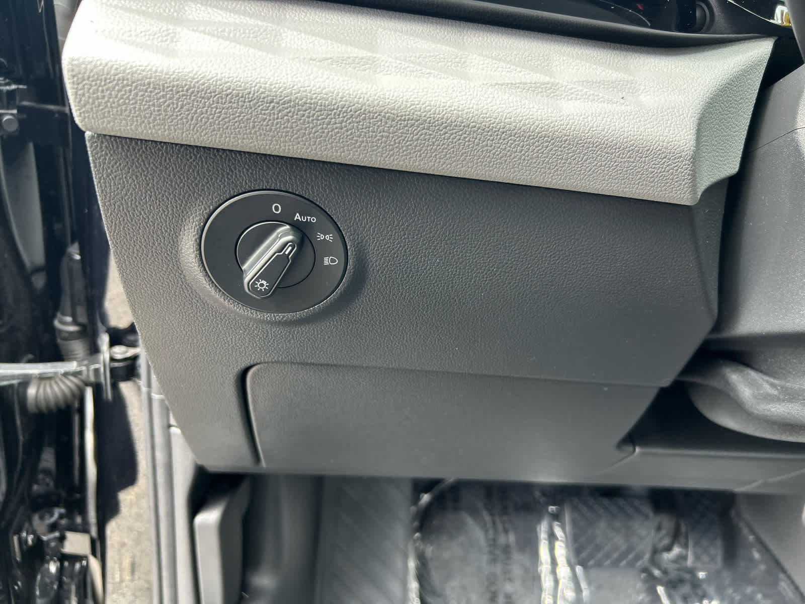 Used 2022 Volkswagen Taos S AWD/4WD image 13