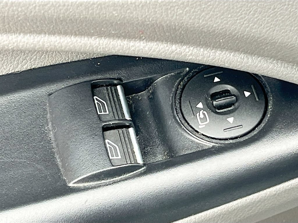 Used 2023 Ford Transit Connect XL FWD image 17