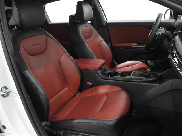 Used 2025 Kia K4 GT-Line w/ GT-Line Premium Package image 18