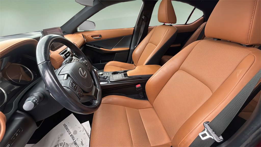 Used 2022 Lexus IS 300 AWD w/ Comfort Package image 10